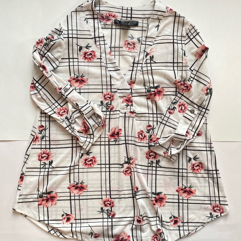 STREETWEAR SOCIETY Women's Size Small Floral Top BLOUSE; 3/4 Sleeve